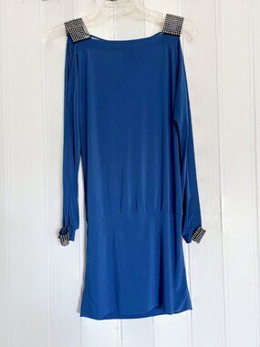 TRAC Royal blue open back dress 🔹